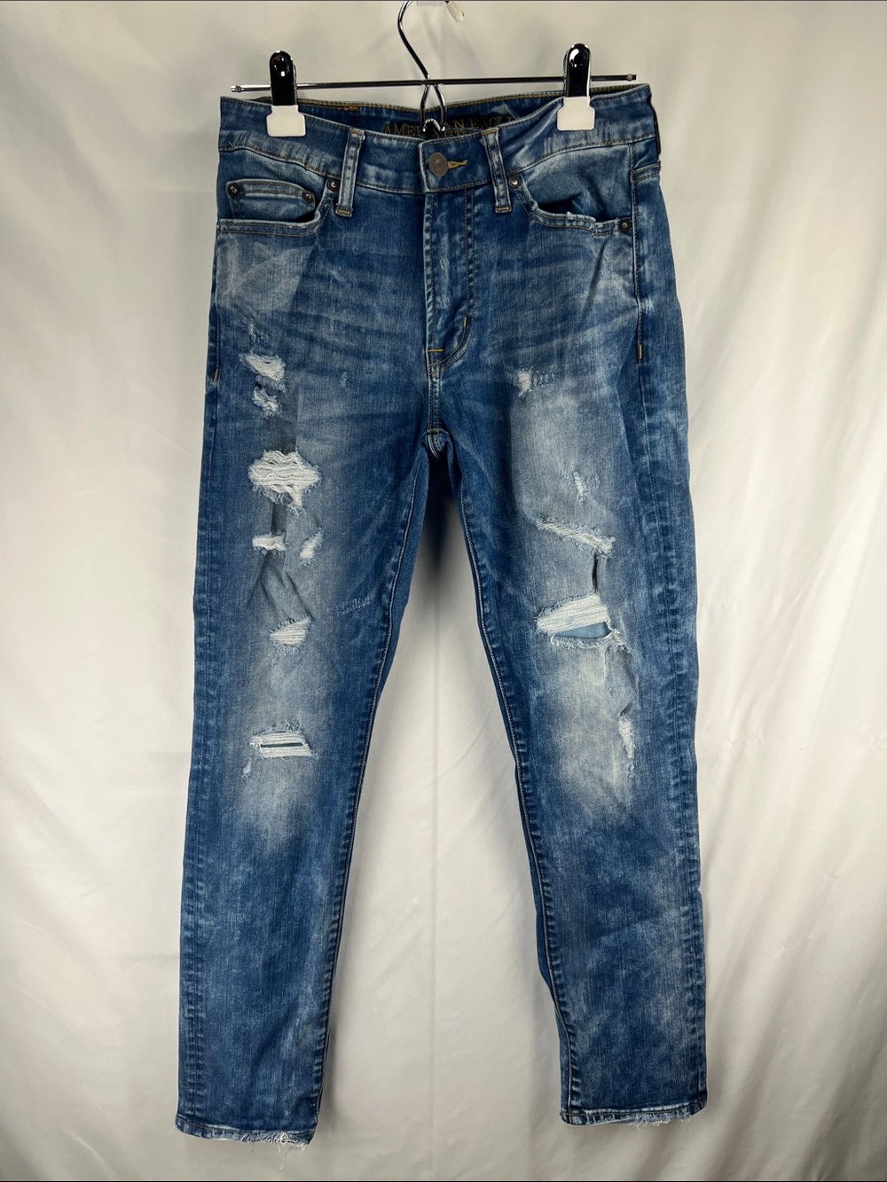 American Eagle - Men’s Jeans - 28x30 - Slim - Distressed - Med Blue
